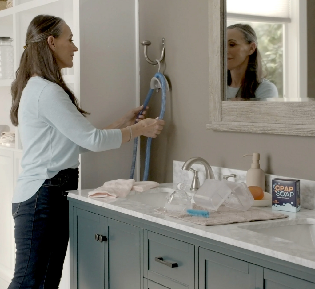 CPAP Cleaning Hanger